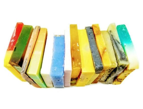 “Handmade Vegan Soap Sampler – 6–8 Assorted Loaf Ends, 10 oz Grab Bag, Gift-Ready”
